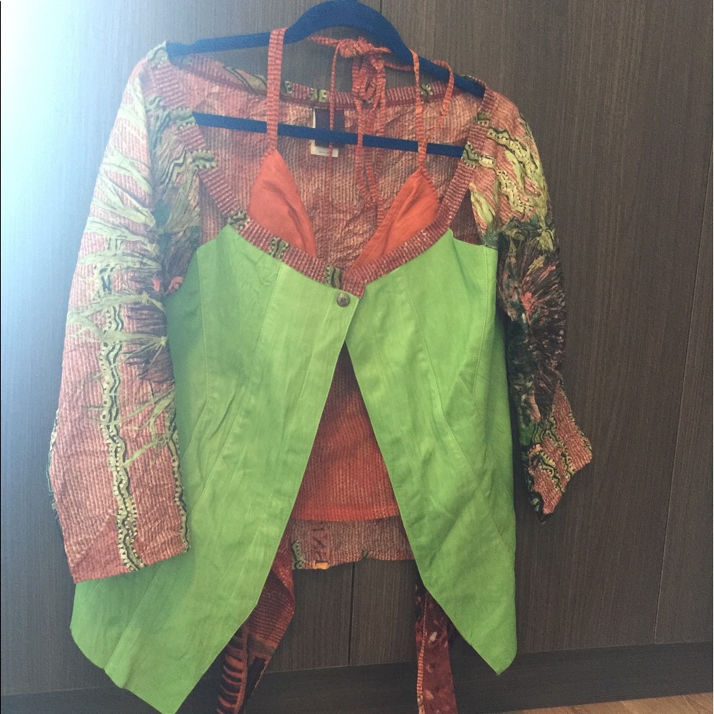 Two piece top set