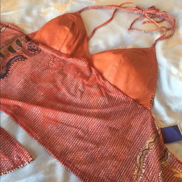 Two piece top set - Picture 2 of 8