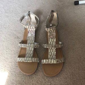 Steve Madden flat bejeweled sandals