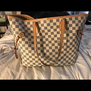 Louis Vuitton Print Handbag