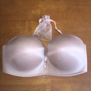 Victoria Secret Bombshell Strapless Push-up Bra