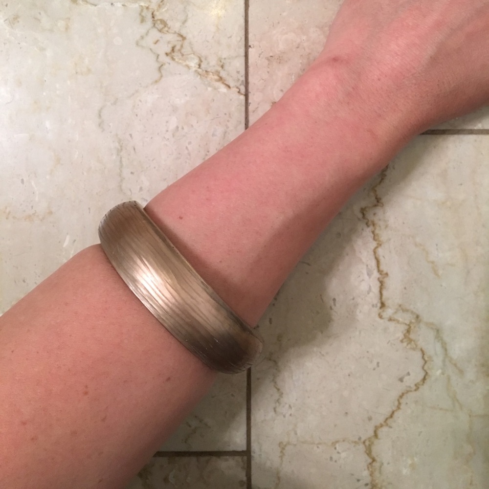 Plastic bangle