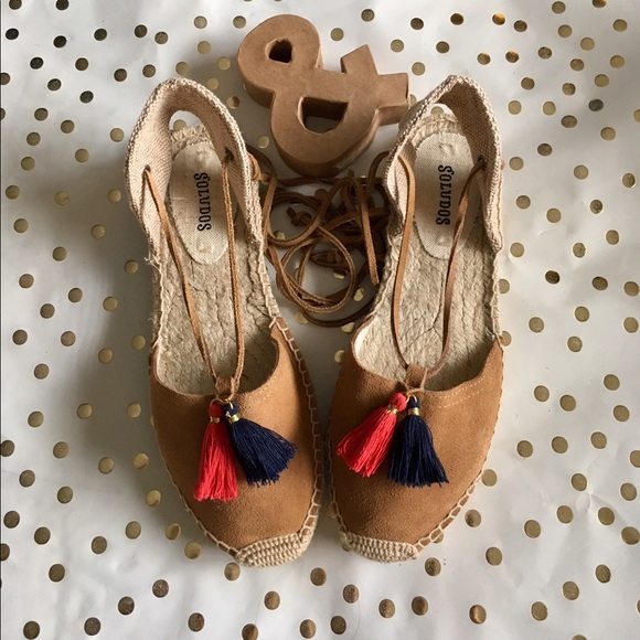 Soludos Shoes - 💃🏼HP💃🏼SOLUDOS Suede Tassel Lace-Up Espadrilles