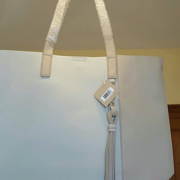 Bags - Picture 4 of 4