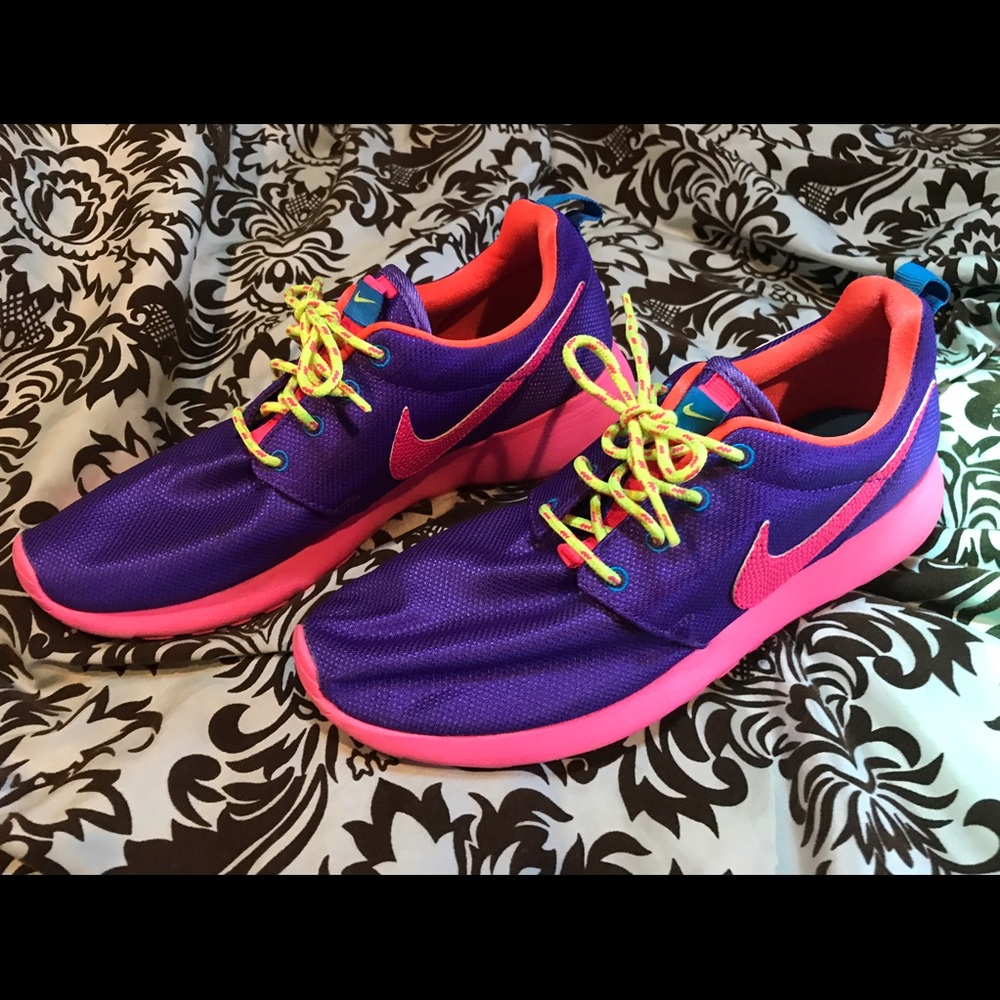Nike, size 7Y, Rusherun shoes, fit size 6 women