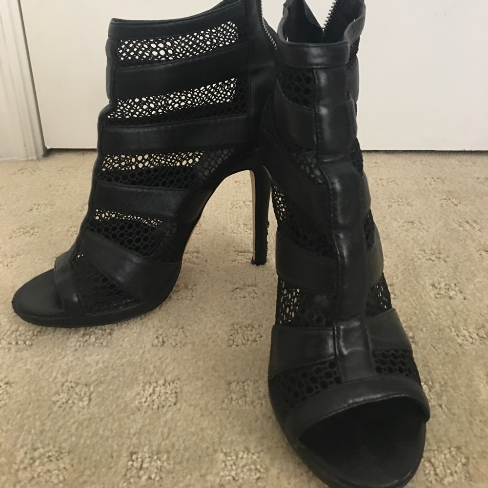 Dolce Vita leather cage sandals