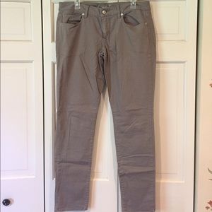 American Eagle Skinny Pants