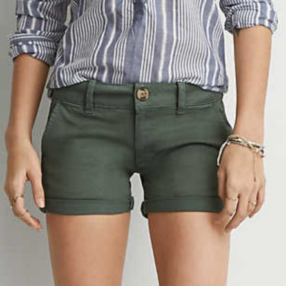 AE midi shorts