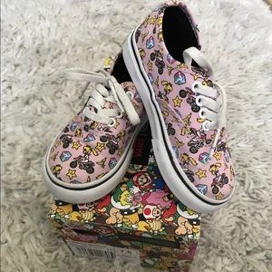 Nintendo princess peach toddler vans size T7.5