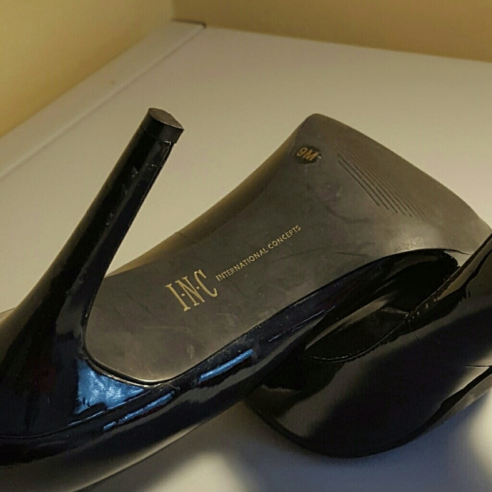 Shoes - Picture 3 of 3