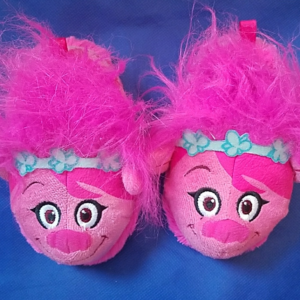 Trolls bedroom shoes