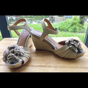 Nurture gold metallic rosette wedge sandals