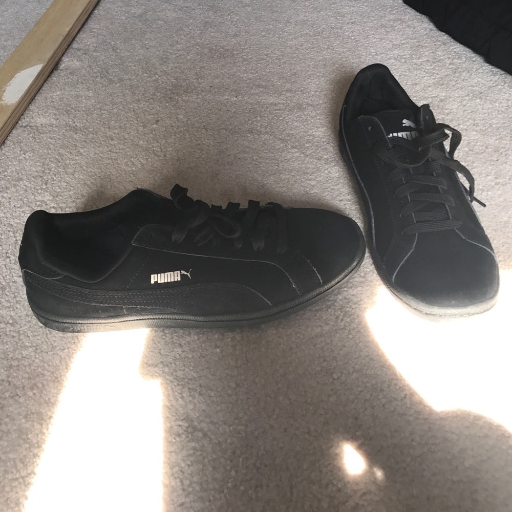 Black puma basket suede