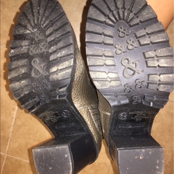 6.5 Sam & Libby booties... metallic silver-ish - Picture 3 of 4