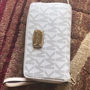Michael Kors authentic phone wristlet