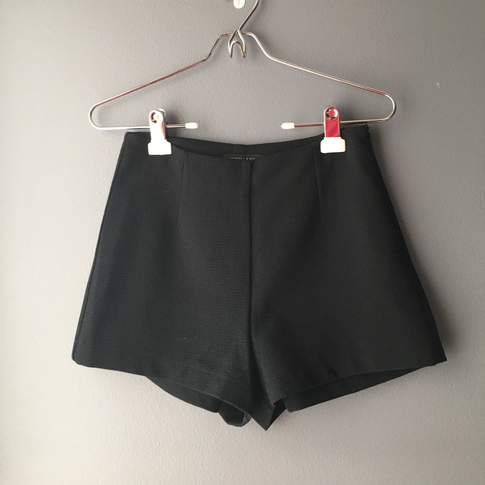 Kendall & Kylie black shorts