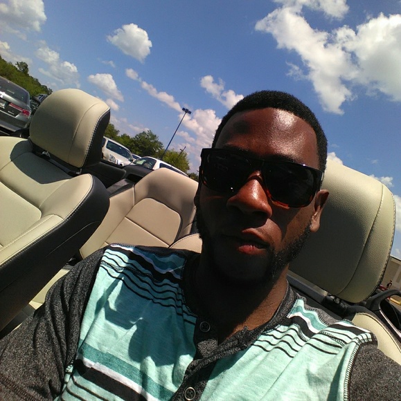 Meet your Posher, Willie - Picture 2 of 3