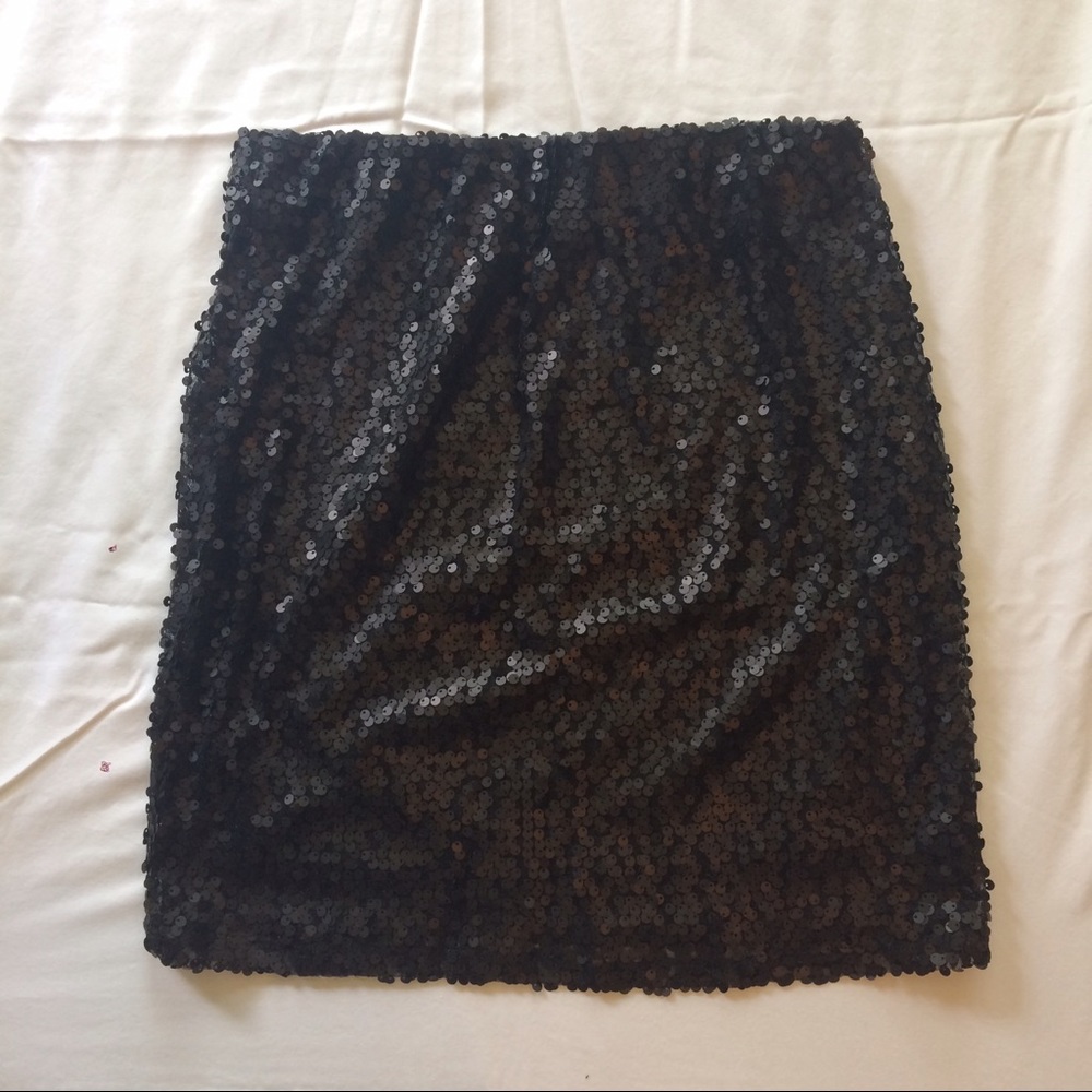 MOVING SALE Black sequin stretch miniskirt