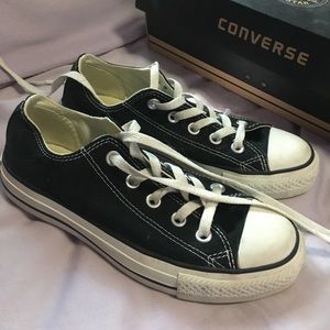 Black converse size 5