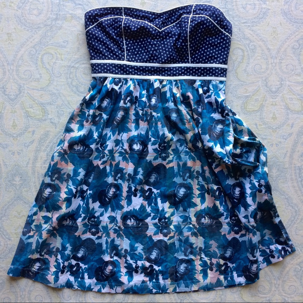 Urban outfitters floral strapless summer dress