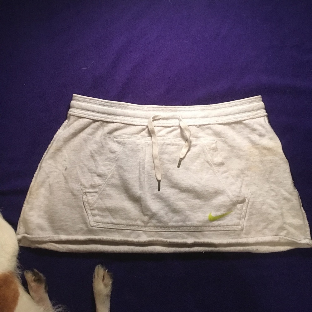 Sports skirt