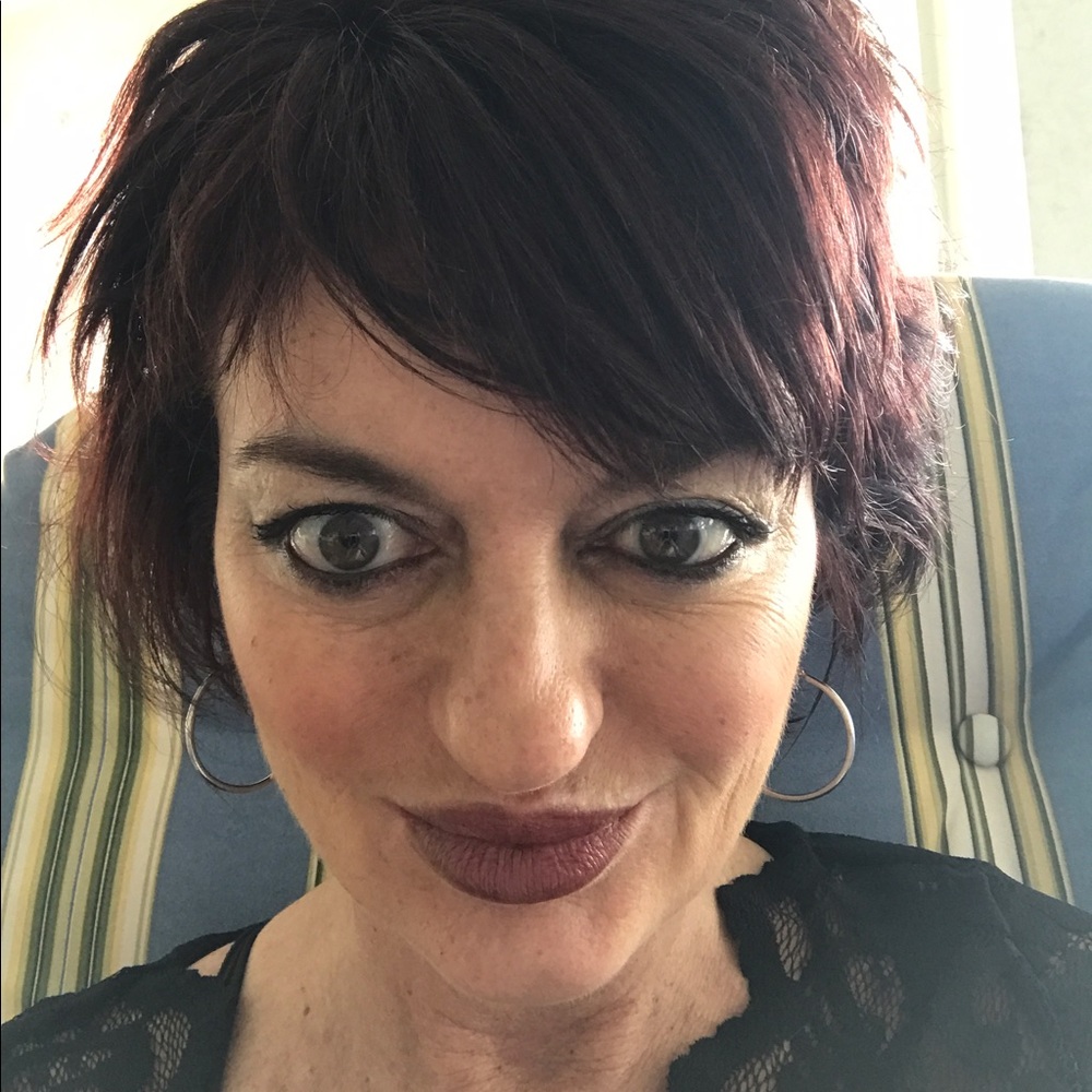 Meet your Posher, Stacey