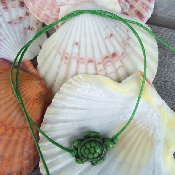 Green Sea Turtle 15 inch tie on anklet - Picture 1 of 2