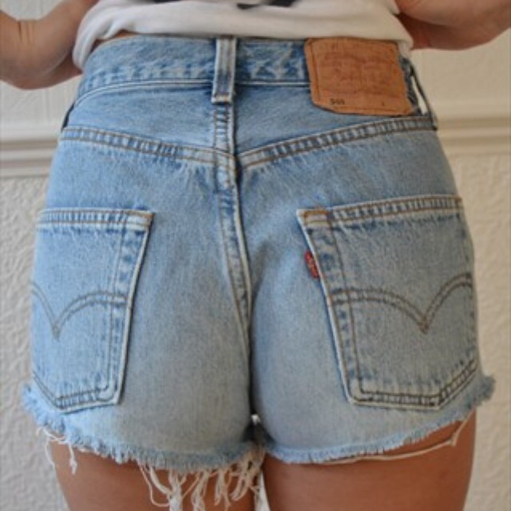 Light blue denim Levi Shorts cutoffs