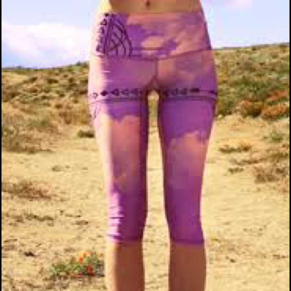 💥SOLD💥Teeki Purple Haze Goddess Capri