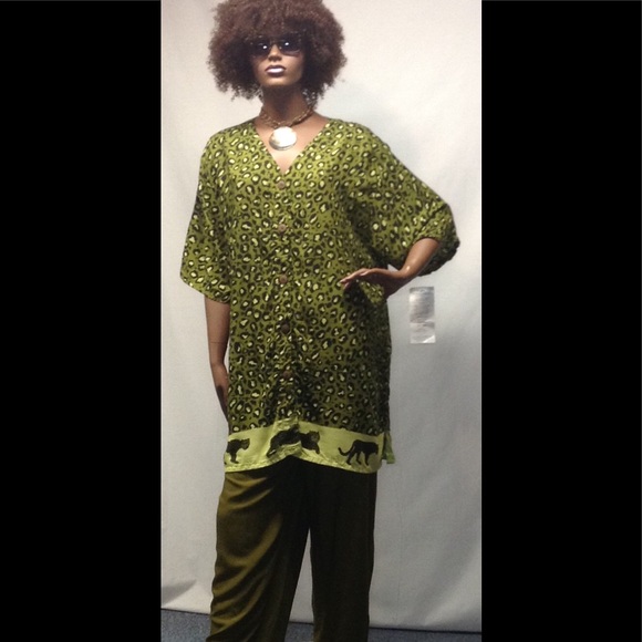 Gabrielle Other - NEW Two Piece Pants & Top Gabrielle Other - NEW Two Piece Pants & Top