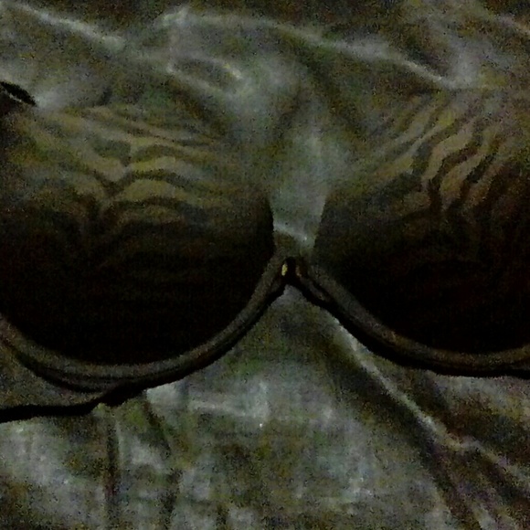 SALE Two Push Up Bras - Picture 2 of 2