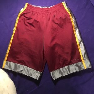 Sports shorts basketball shorts