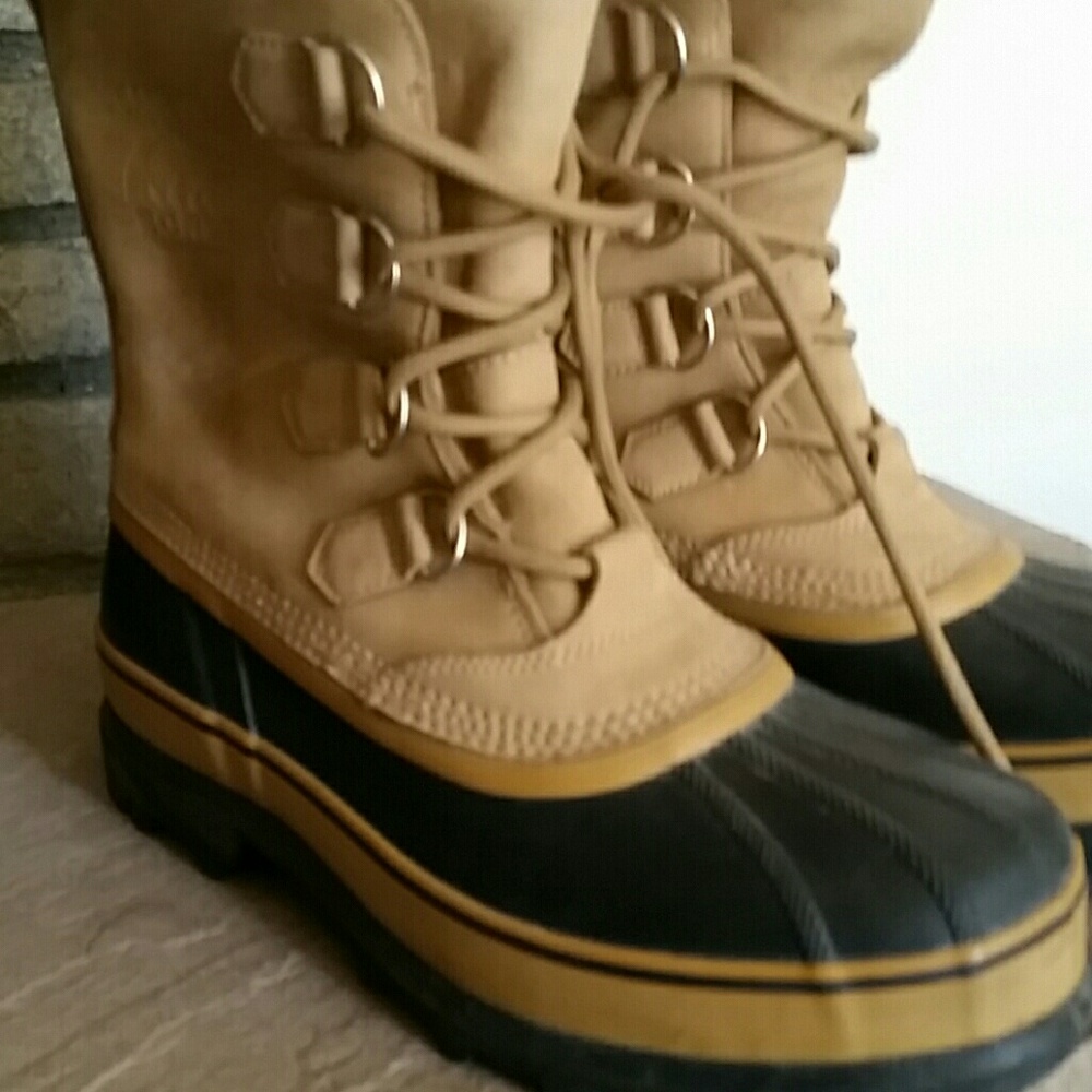 SOREL...WOMEN'S CARIBOU BOOT