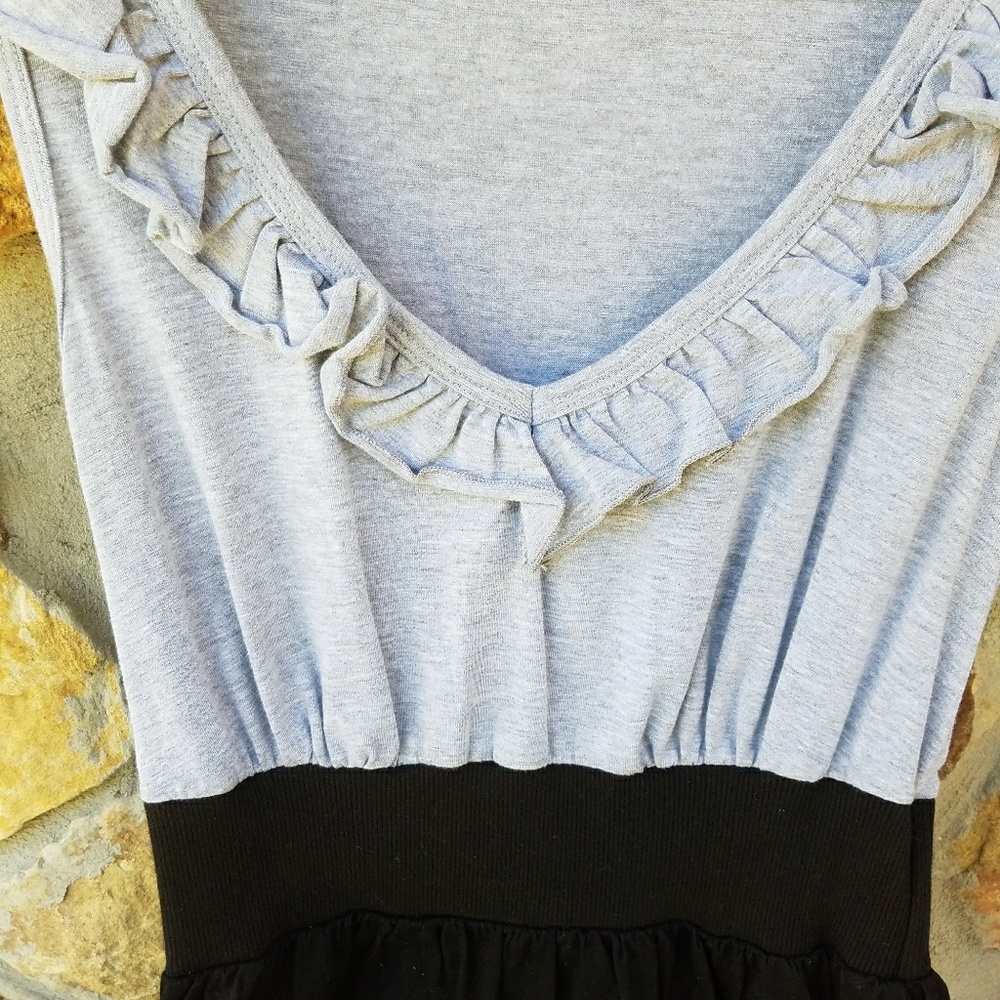 🌻 5/25 M Cotton Dress - Picture 2 of 5
