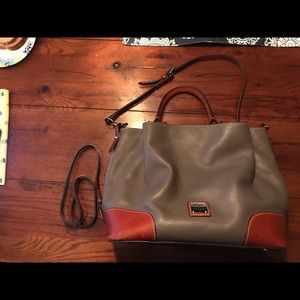 Dooney & Bourke pocketbook!!