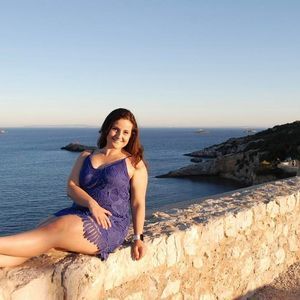 Meet your Posher, Marisa