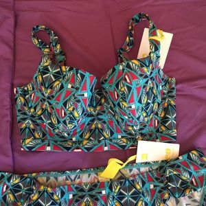 Aztec print bikini 32DDD/F