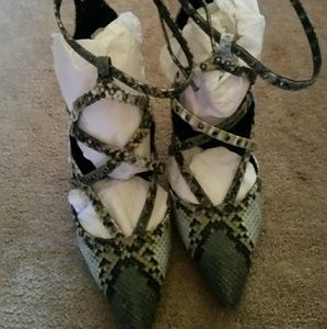 Zara Faux Snakeskin pumps