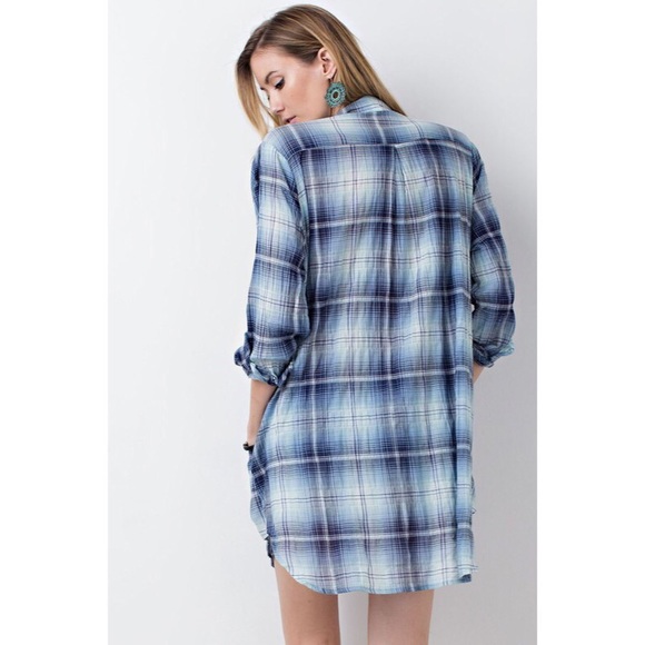 >>LAST<< On the Repeat Plaid Tunic - Blue - Picture 5 of 6