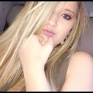 Meet your Posher, Natasha