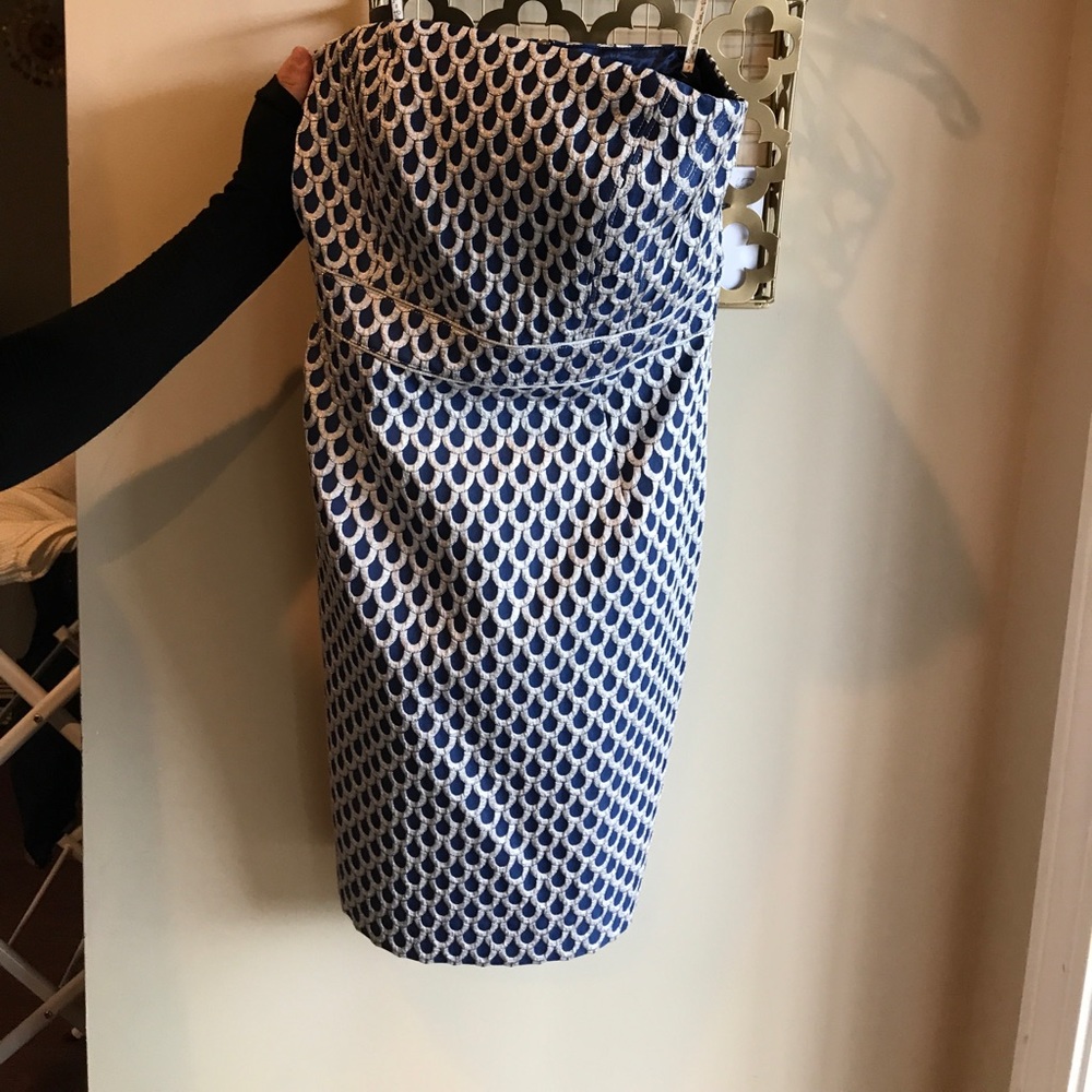 Lilly Pulitzer scalloped embroidered dress