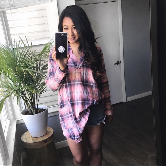 >>LAST<< On the Repeat Plaid Tunic - Coral - Picture 2 of 7