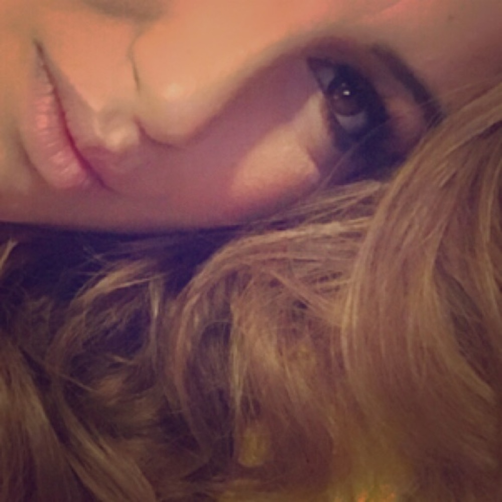 Meet your Posher, Ani