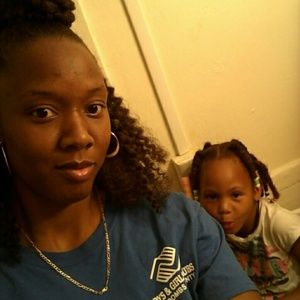 Meet your Posher, Lavonia