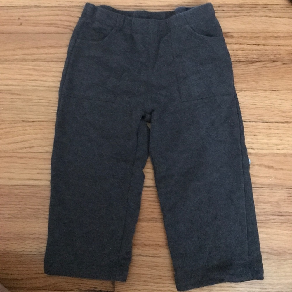 Dark gray sweat play pants