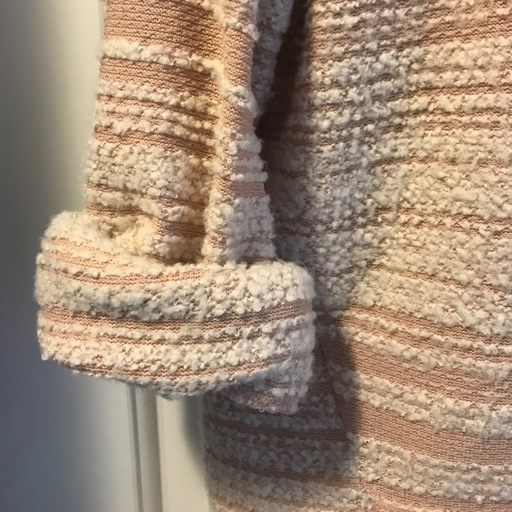 H&M Sweater - Picture 5 of 6