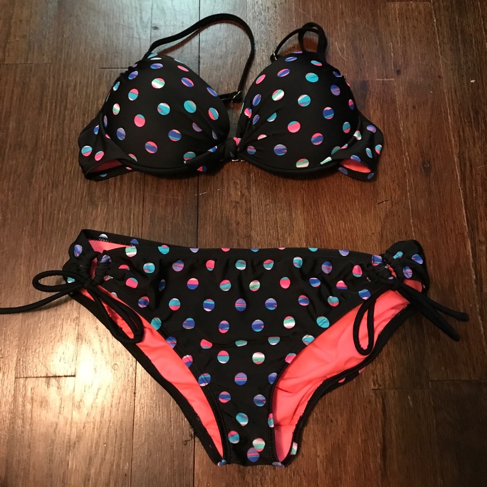 Bathing suit
