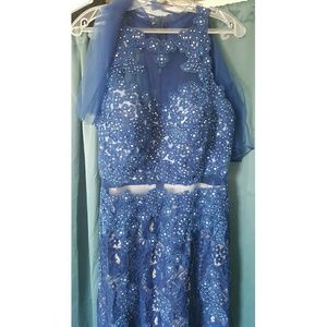 👗Prom dress with cute mesh lace