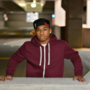 Meet your Posher, Phillip