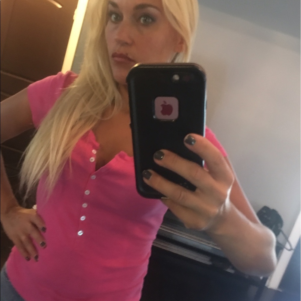 Pink top - Picture 5 of 6